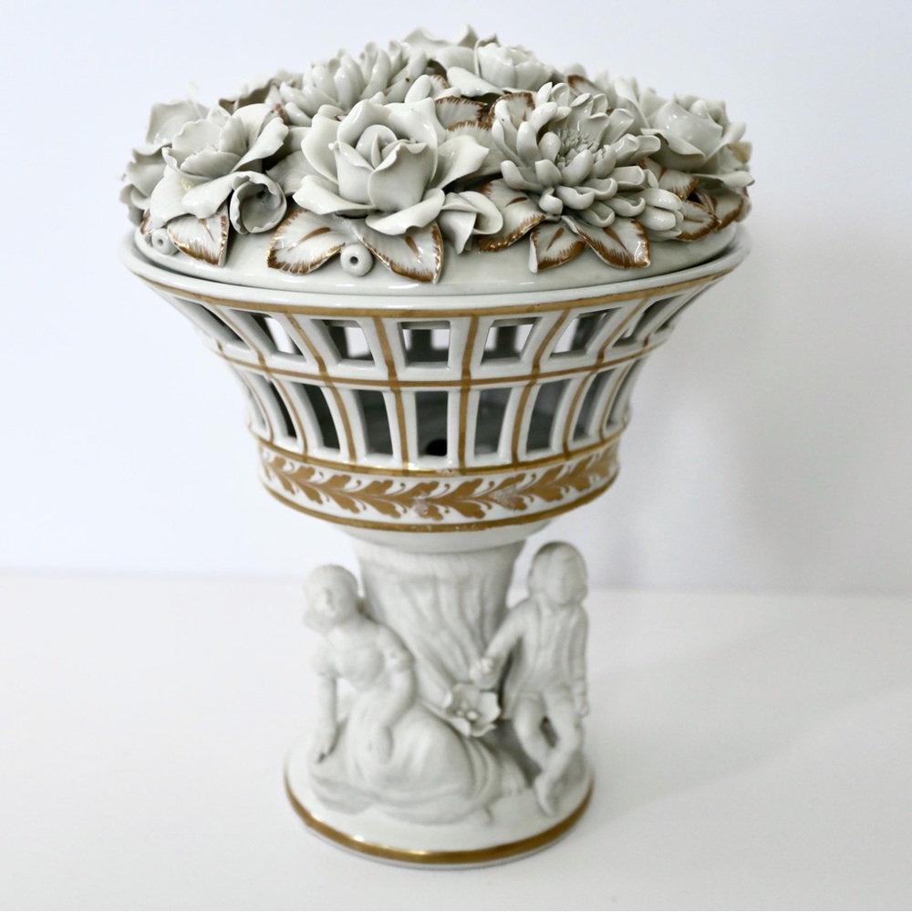 RARE Ardalt Flores Imperio Spain Gold Reticulated Porcelain Lid‎ Bowl Basket 12"